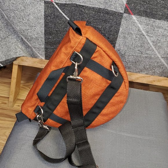 Super adorable orange tamrac bag - Picture 2 of 6